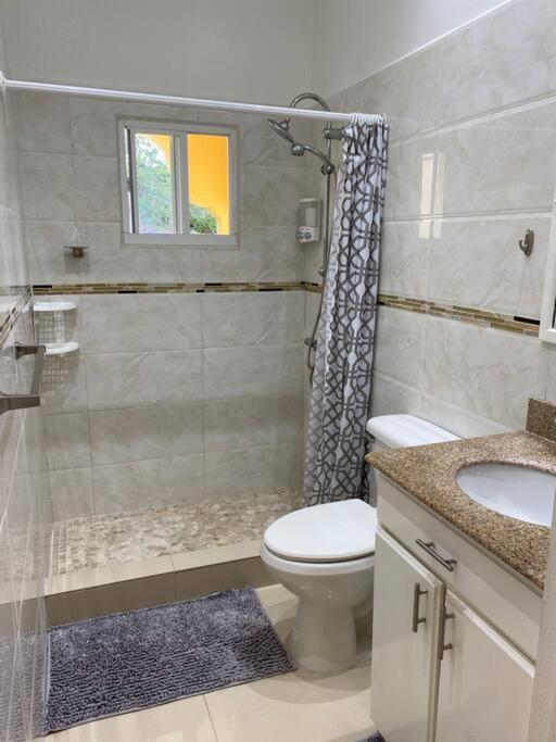Lovely 2 Bedroom Apartment In Quiet Neighborhood! Philipsburg  Eksteriør bilde